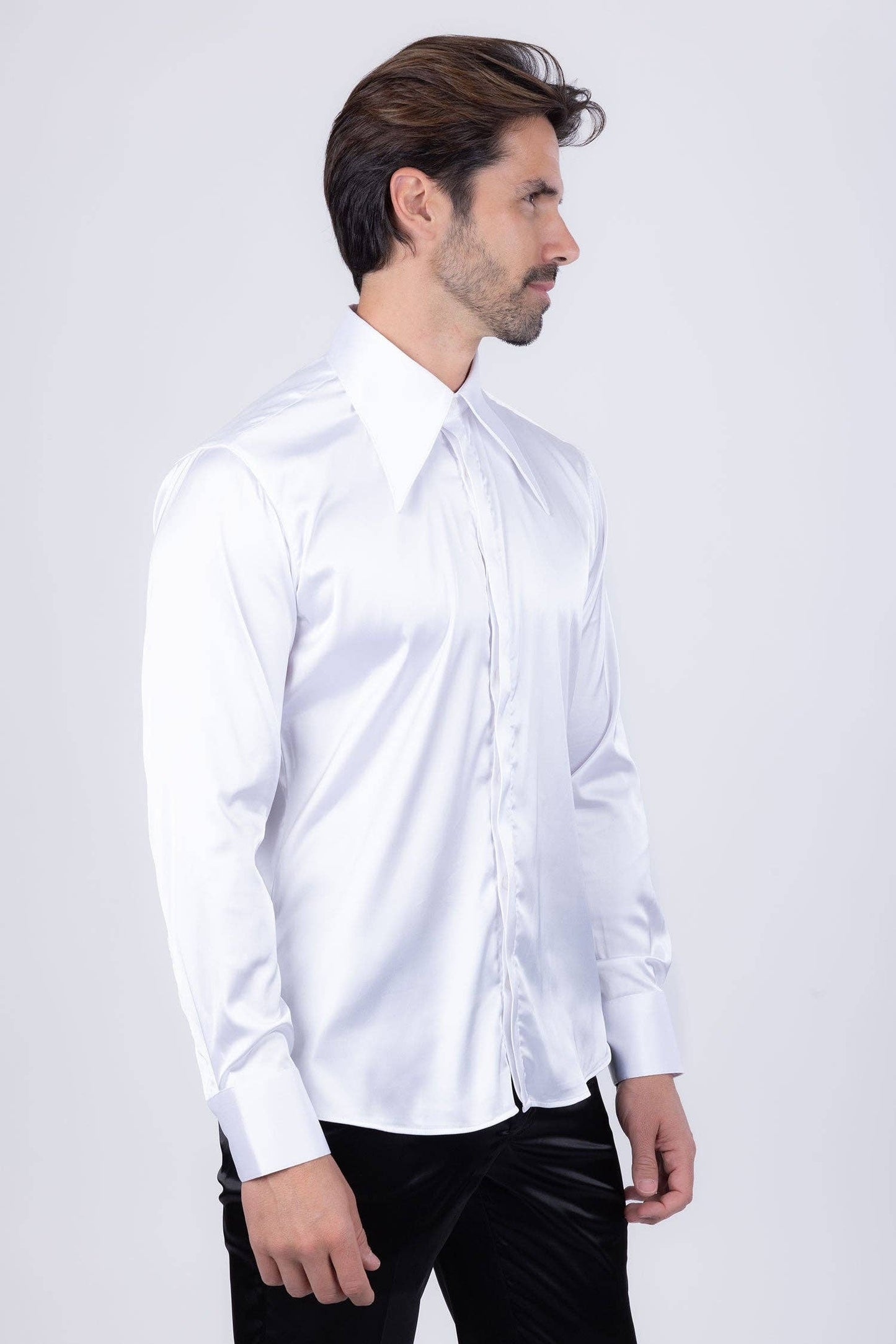 BARABAS - Men's Spear Point Shiny Long Sleeve Shirt 4B102