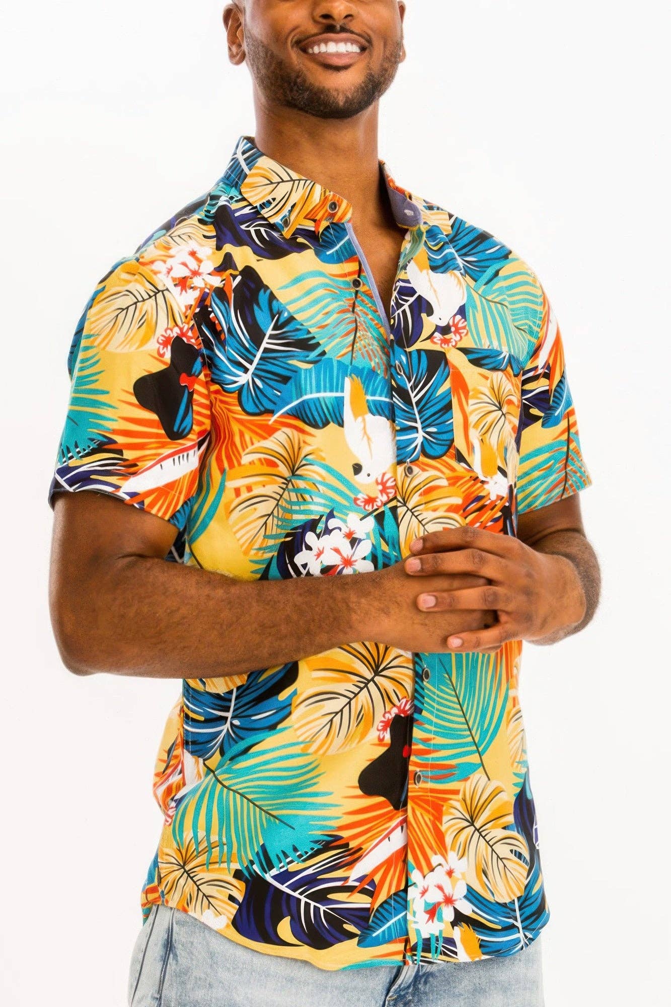 CC Wholesale Clothing - Hawaiian Print Button Down Shirt